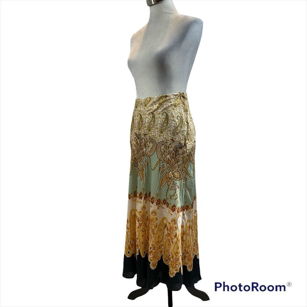 H&M Print Maxi Skirt Viscose Size 4 Paisley Floral Design